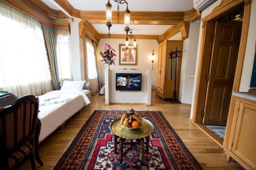 Sultan Corner Suites 34/49