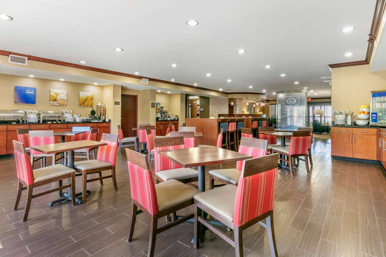 Comfort Suites Forrest City 33/44