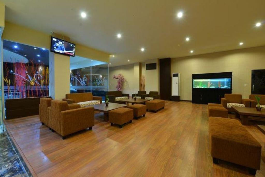 Wixel Hotel Kendari 21/33