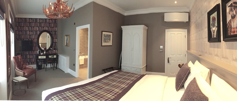 The Grafton Arms Pub and Rooms 34/34