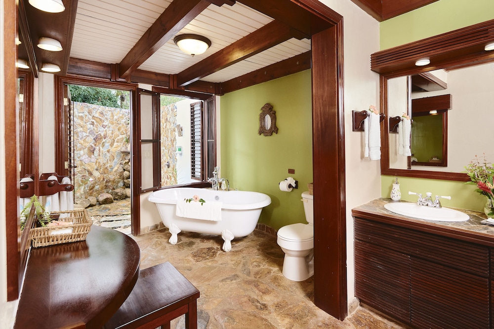Hidden Valley Inn 22/74