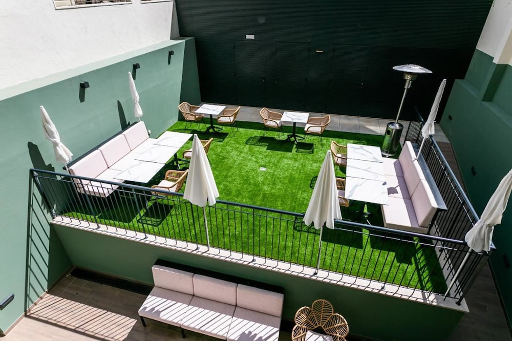 LX SoHo Boutique Hotel 54/70