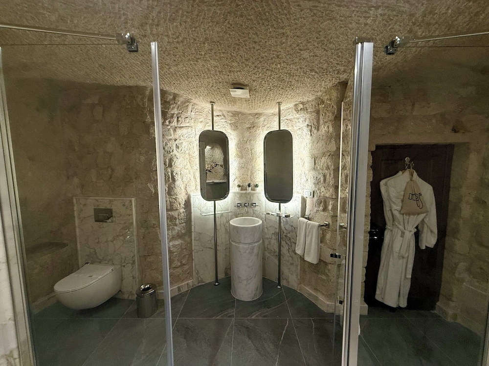 جناح بسرير مزدوج، Miras Hotel 7/10