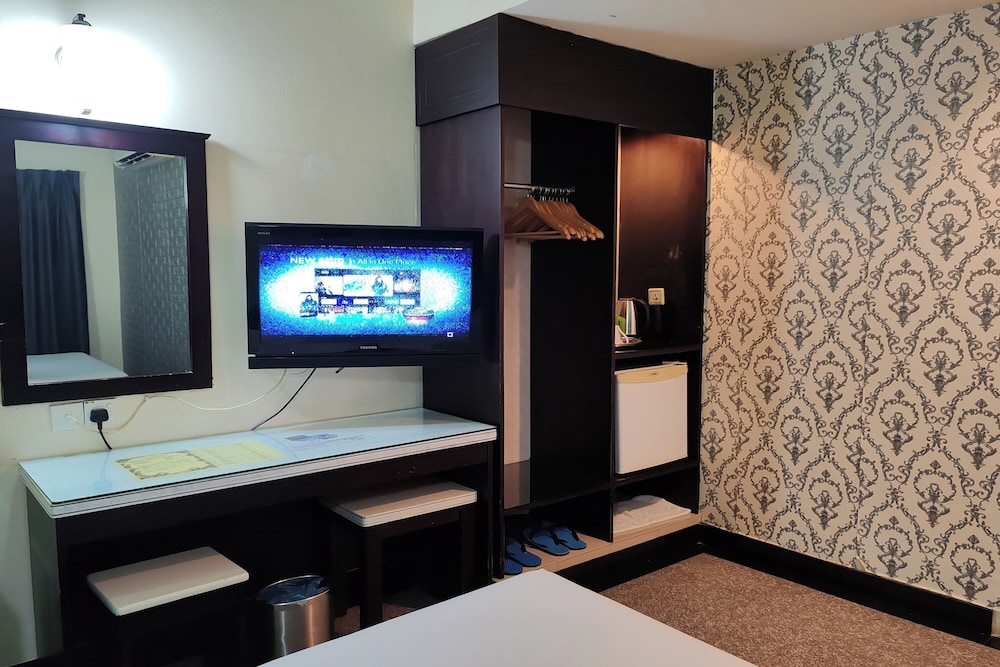Hotel Sri Puchong 36/43