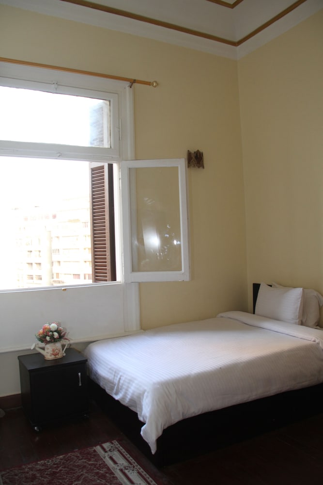 New Panorama Hotel 24/50