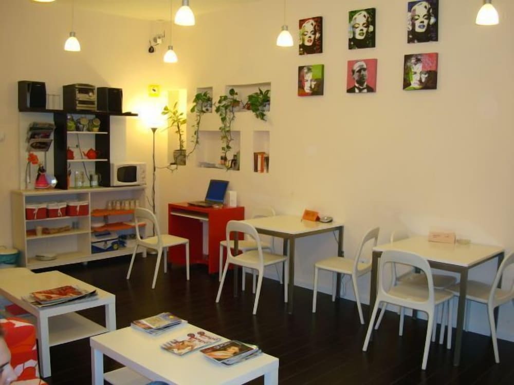 PIZARRO HOSTAL 34/50