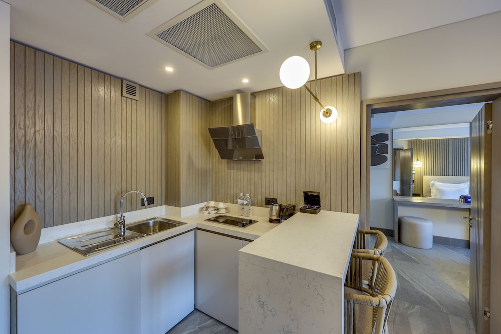 Astrid Hotel 37/63