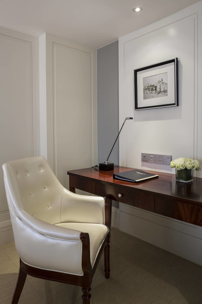 Courtyard By Marriott Shanghai Fengxian 39/41