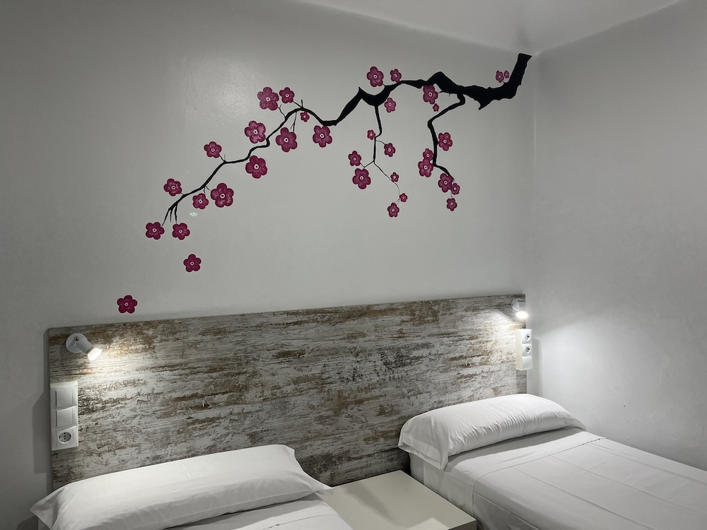 Hostel Almansa 21/50