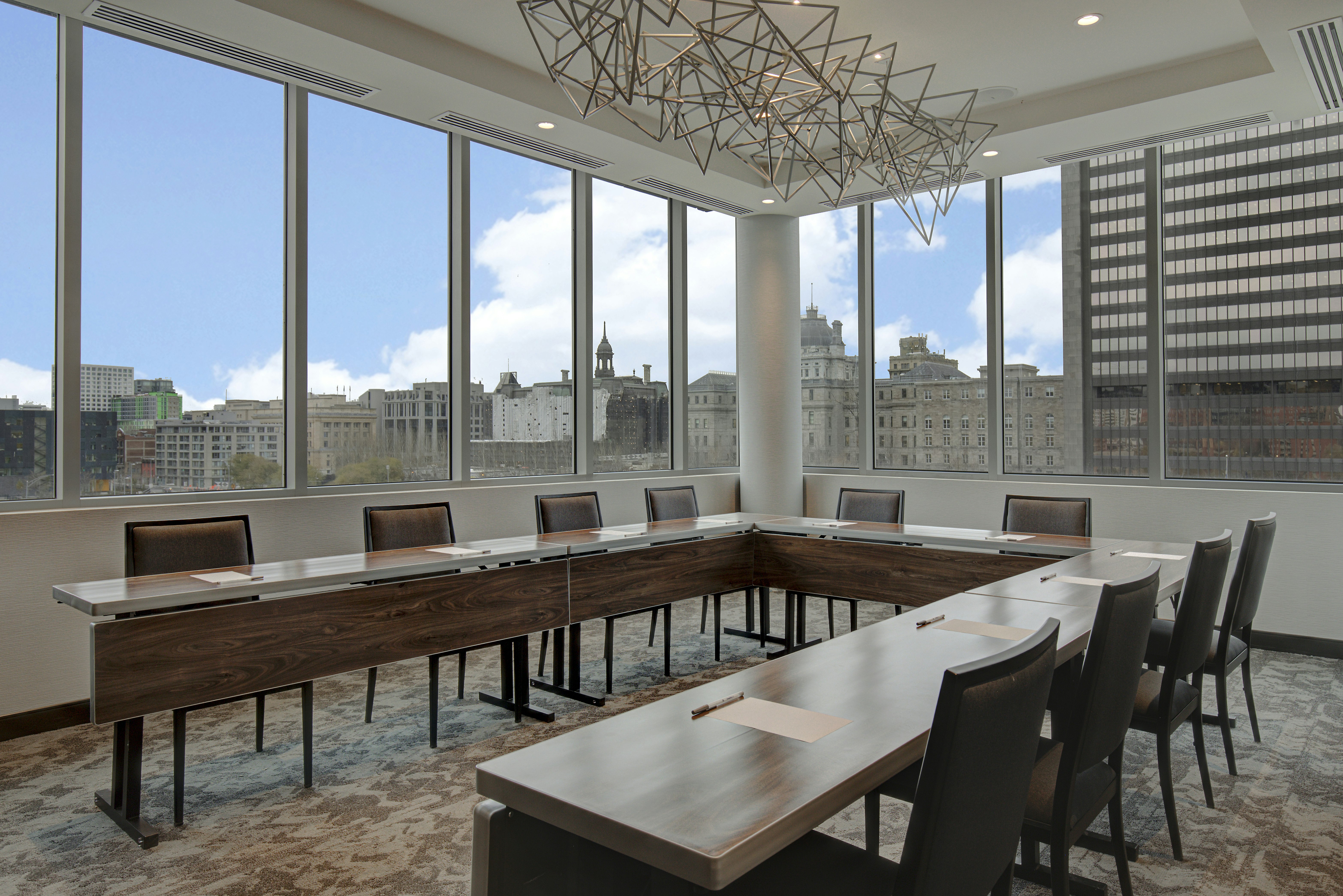 Hampton Inn by Hilton Montreal Downtown 20/44