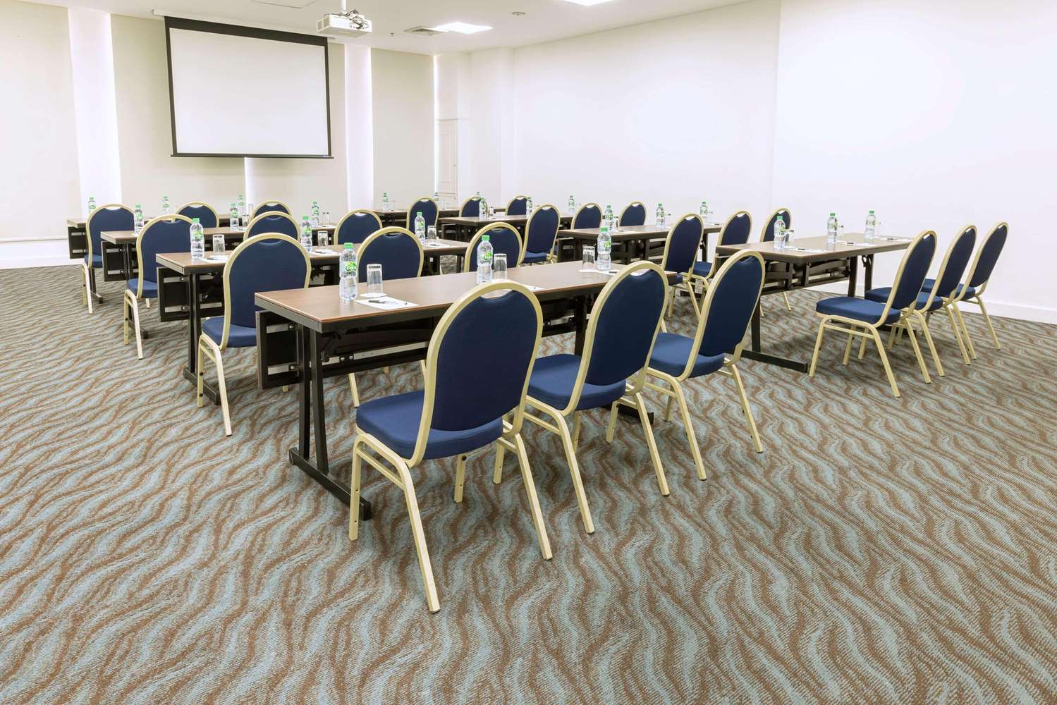 Radisson Hotel Panama Canal 32/36