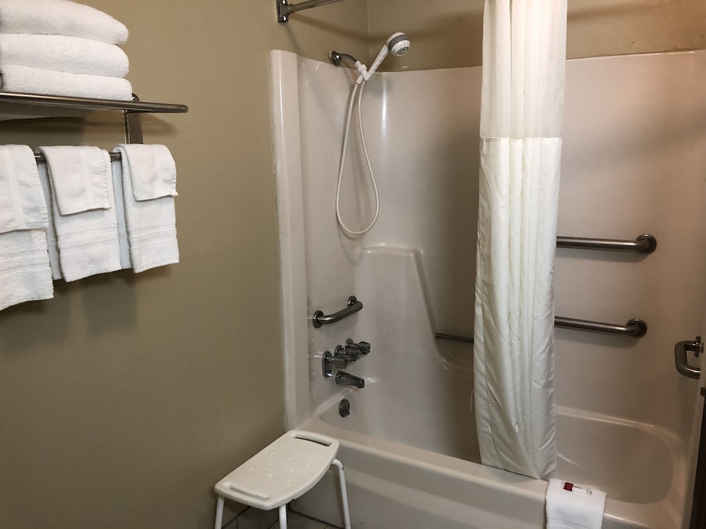 Super 8 By Wyndham Natchitoches 12/37