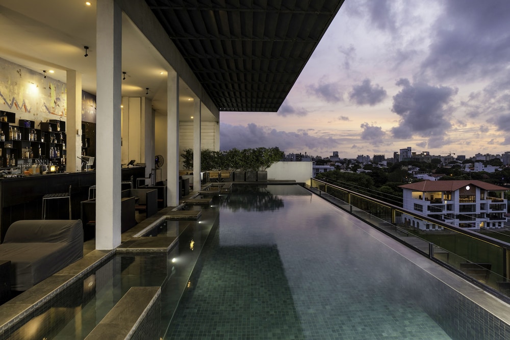 Hotel Me Colombo 48/65