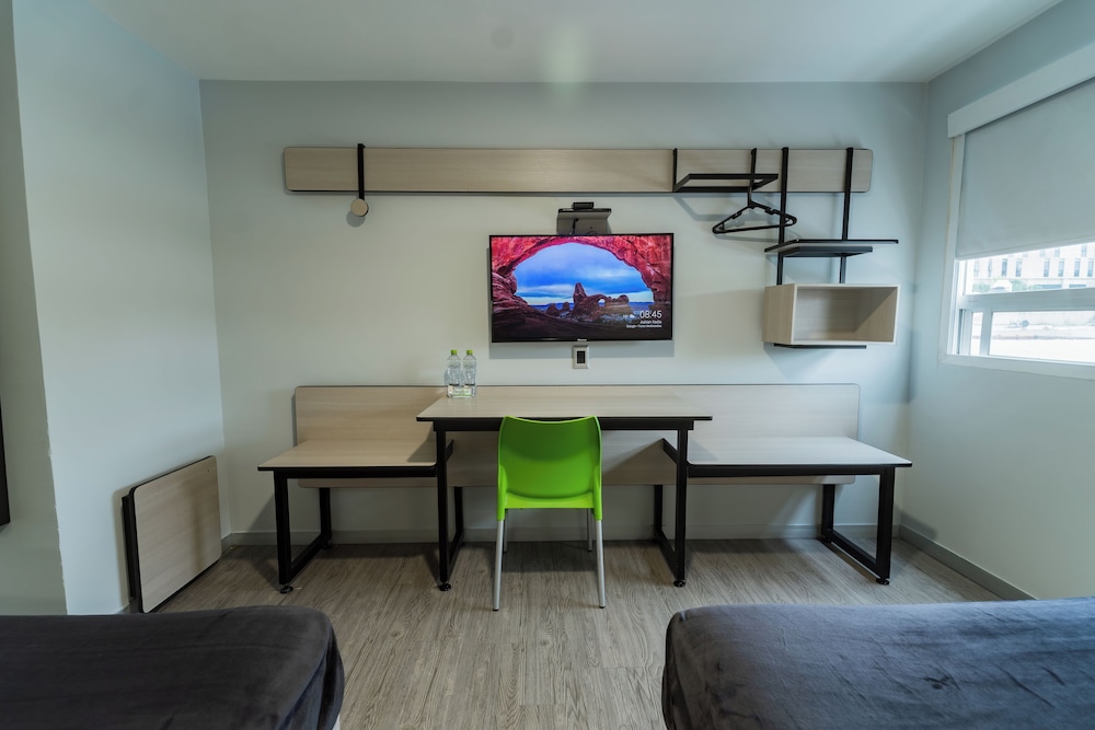 Hotel Expo Inn 47/65