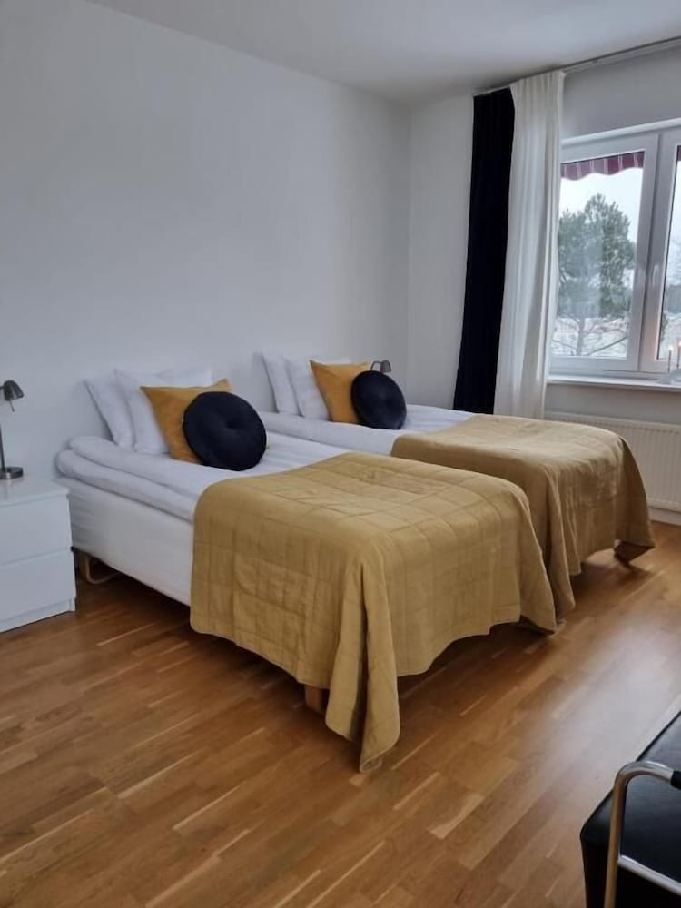 Norrskedika Hotell - Gamla Järnhandeln 8/55