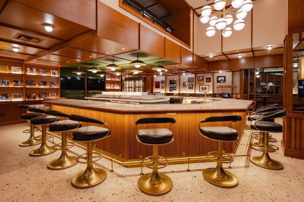 Rio Hotel & Casino - Masquerade Tower 47/61