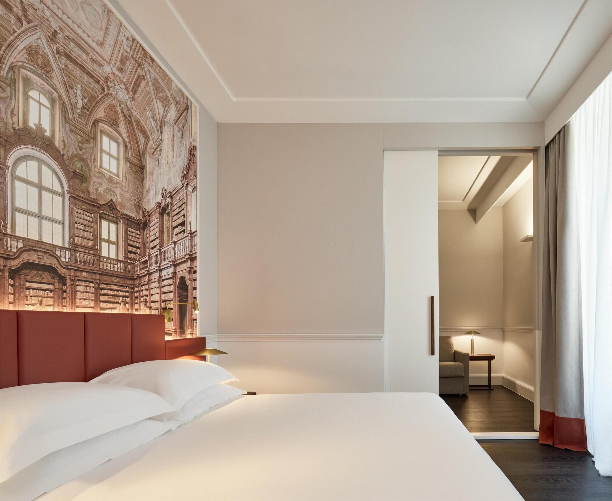 1 BEDROOM, SUITE, QUEEN BED