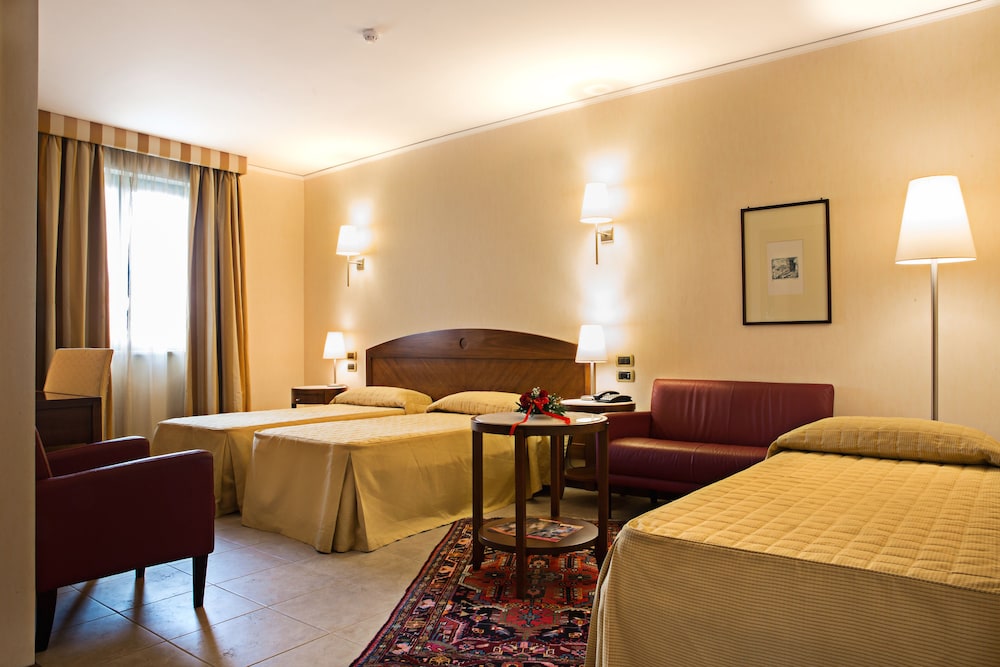 Grand Hotel Paestum 27/50