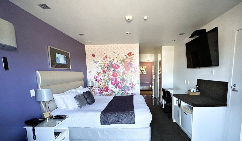 SPA, STUDIO, DOUBLE BED, RIVER FRONT