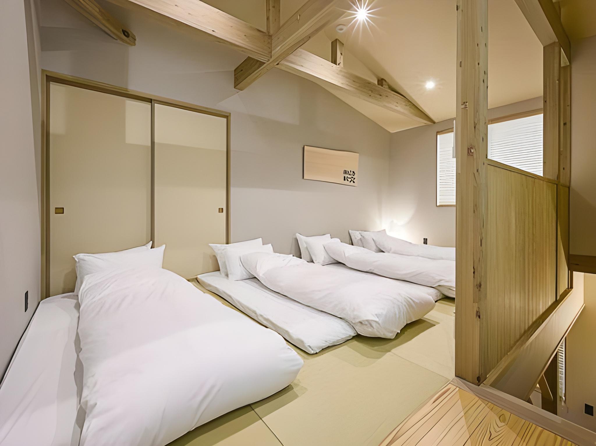 Maisonette, 4 Futon Beds