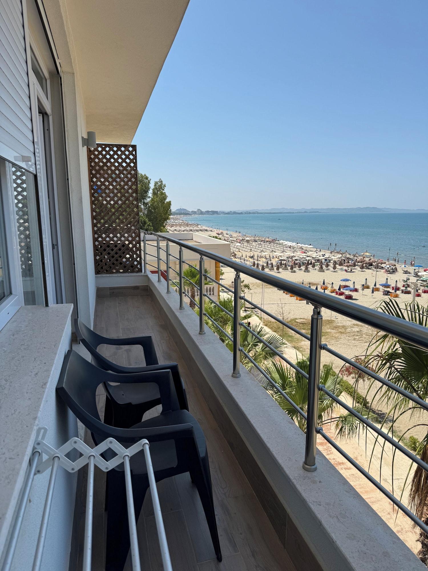 Adria Palace 7/64