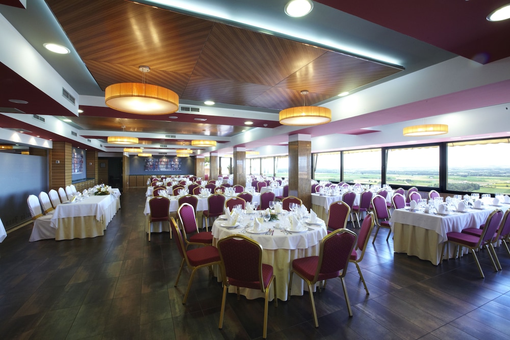 Juan Ii Hotel 27/50