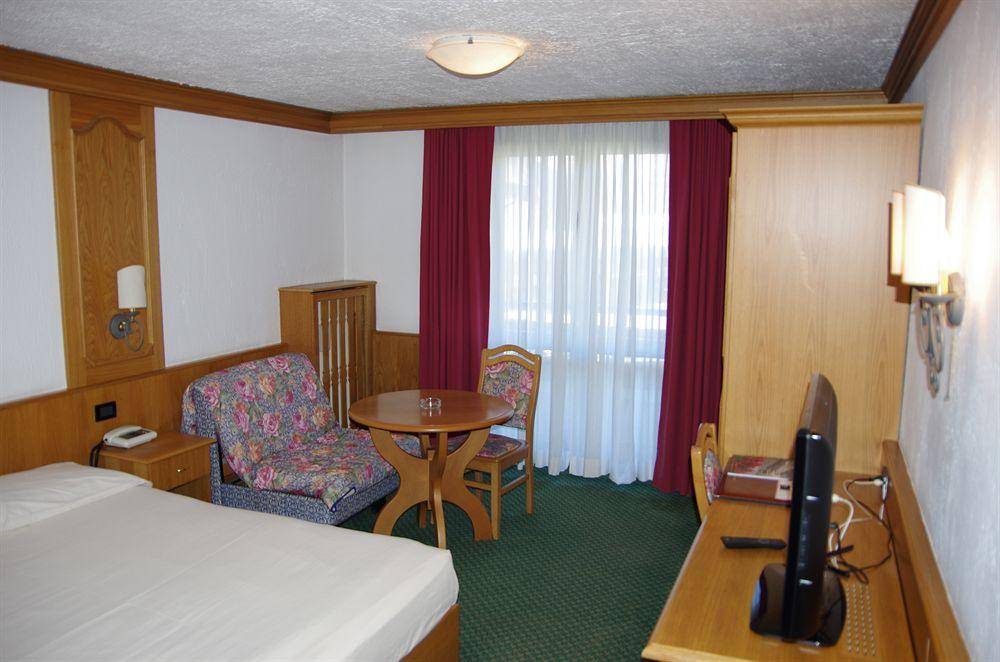 Hotel Intermonti 12/35