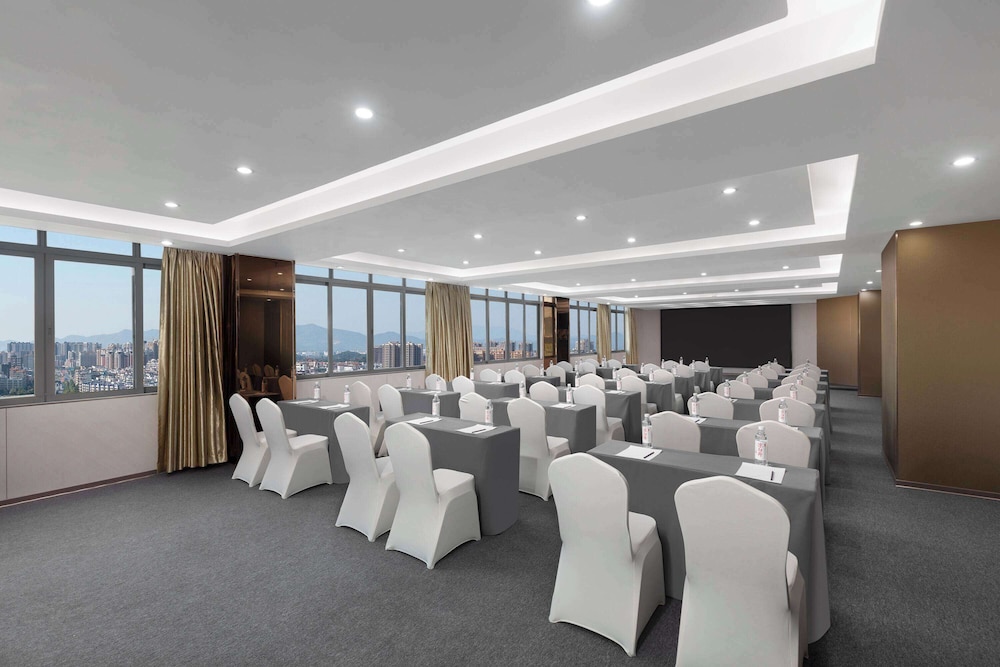 Hawthorn by Wyndham Foshan Gaoming 29/31