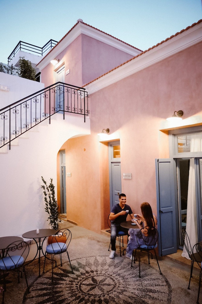 Blue Jasmine Suites 44/50
