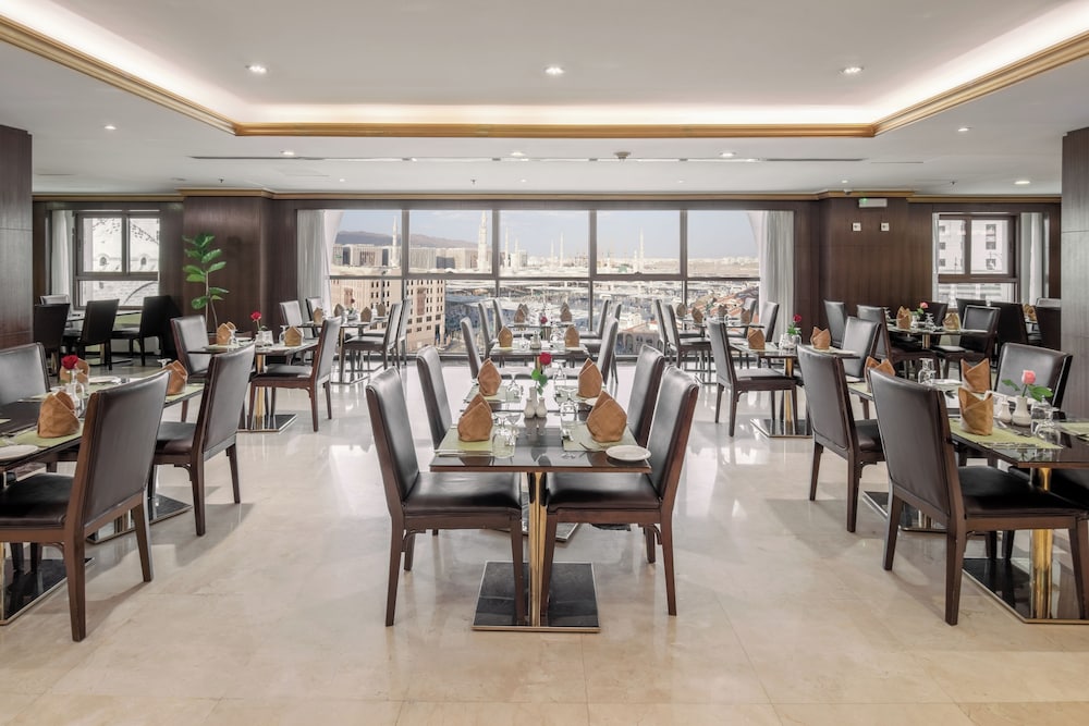 شركة طيبة المدينة الفندقية(Millennium Taiba Hotel) 64/77