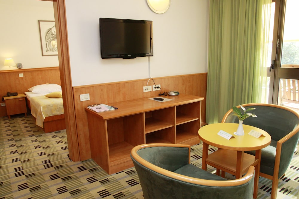 Hotel Svoboda - Terme Krka 36/45