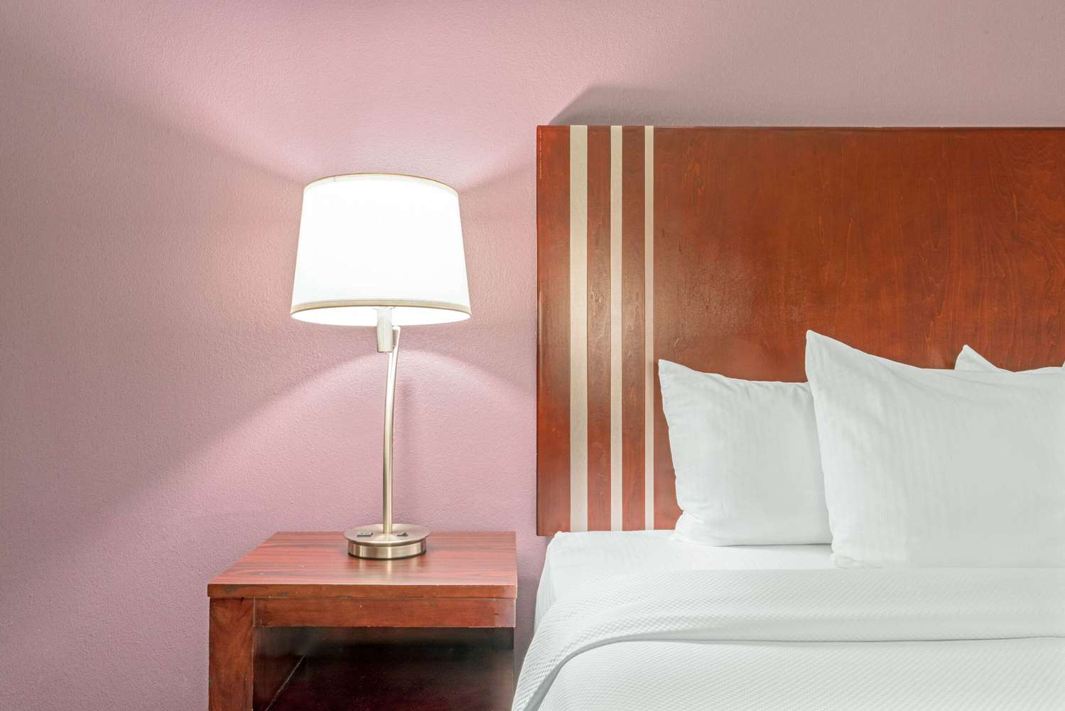 La Quinta Inn & Suites by Wyndham Oklahoma City -Yukon 11/22