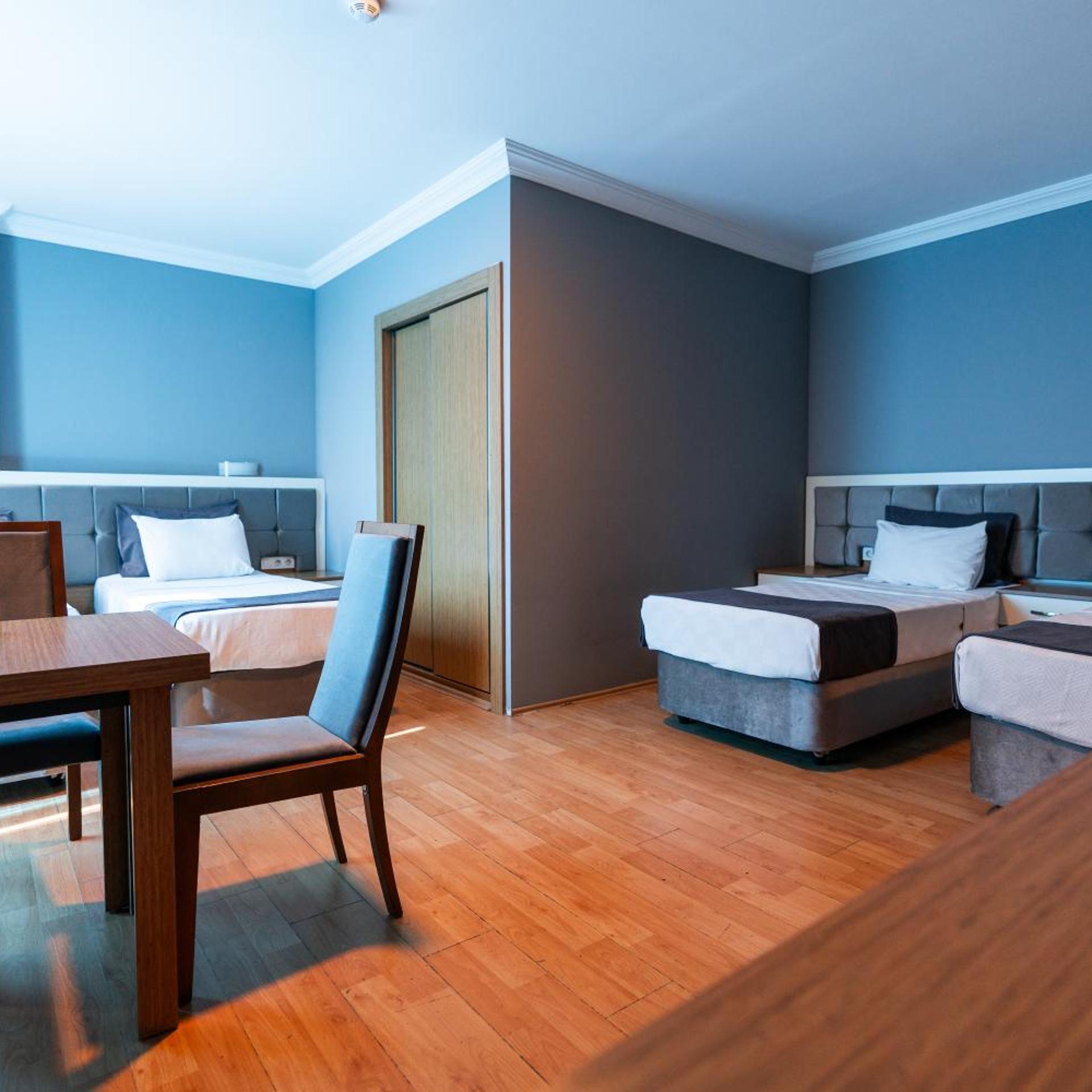Emsa Palace Hotel 40/50