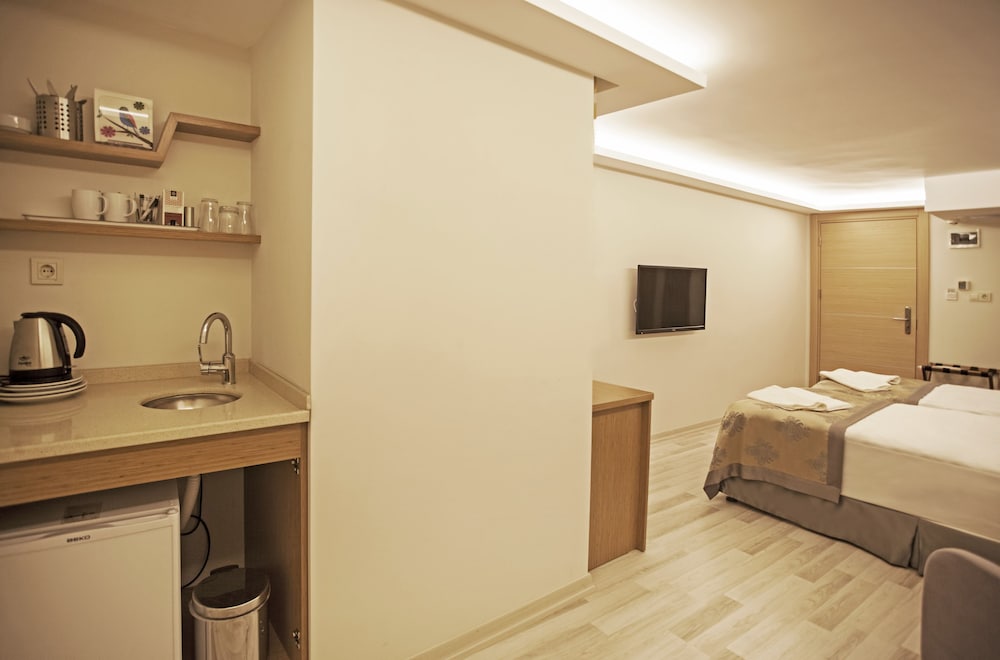WAW HOTEL GALATAPORT 15/61