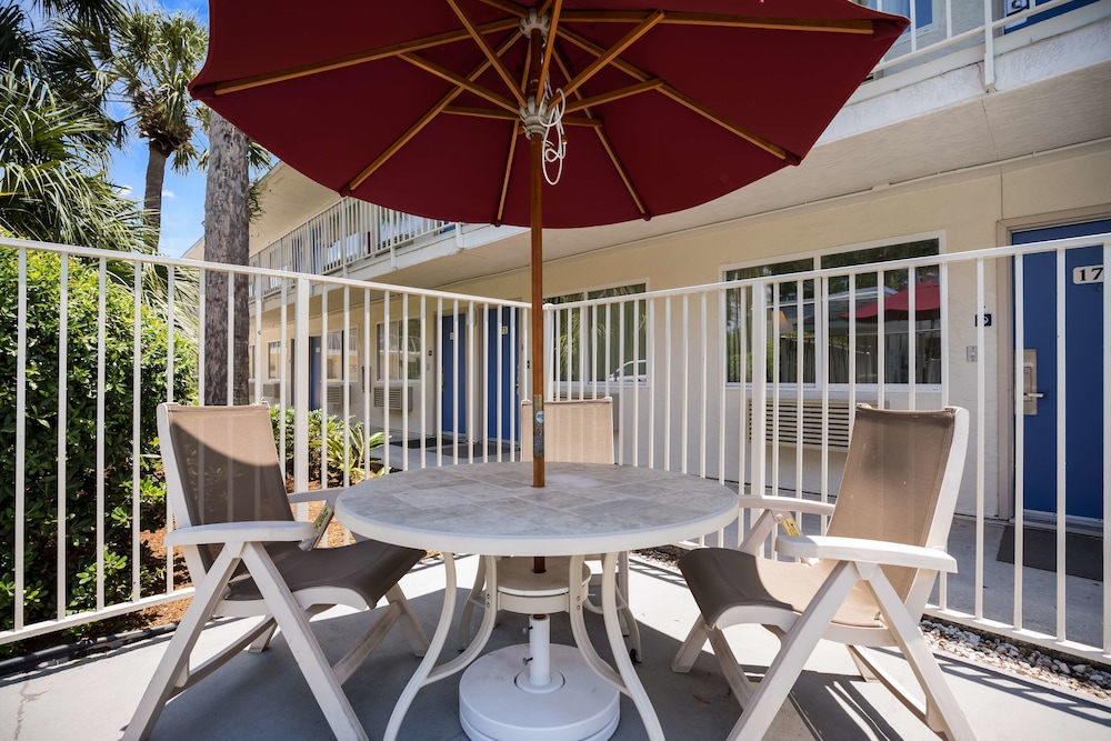 Motel6 Kissimmee, FL - Orlando 44/64