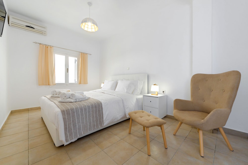 JUNIOR SUITE, KING BED, SEA VIEW, HOT TUB