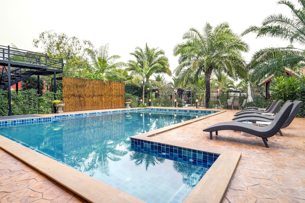 Capital O 727 Be One Resort 47/70