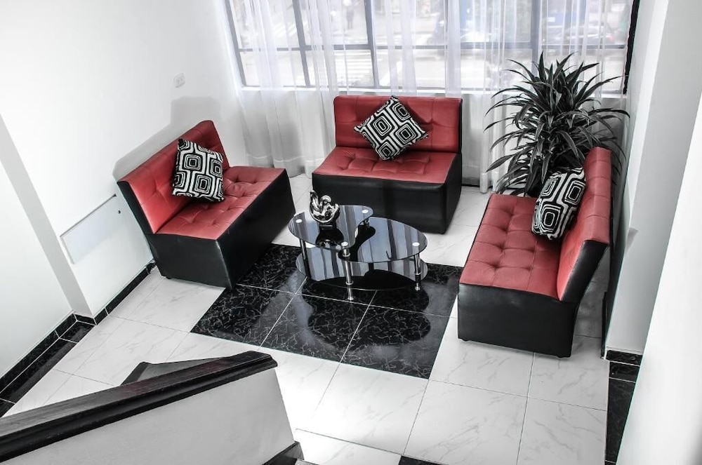 Ayenda 1077 Bogota Hills 37/52