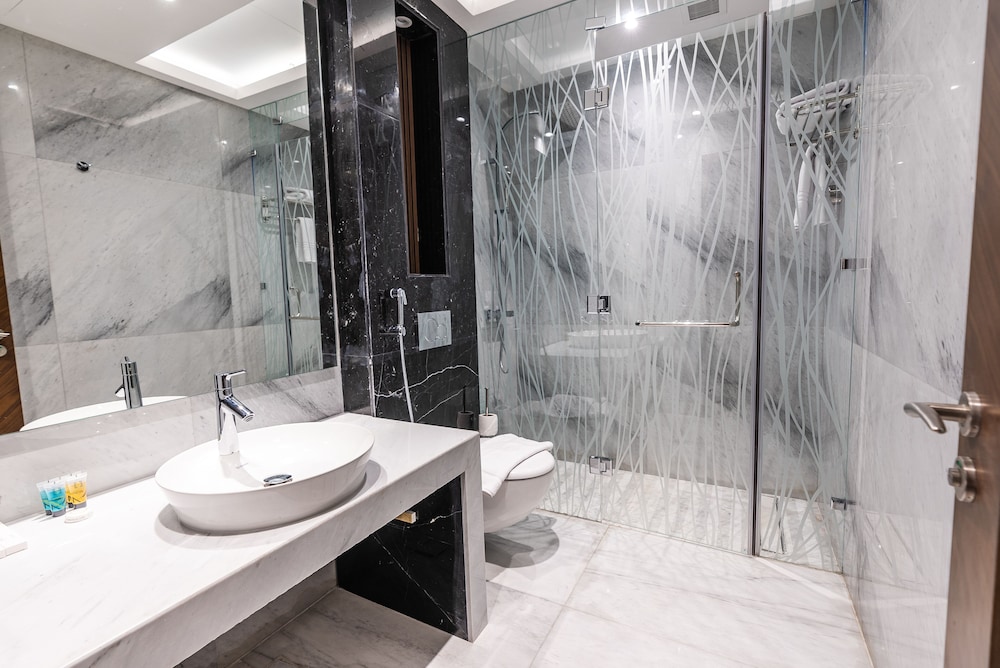 فندق تورا(Tura Residence Olaya) 57/61