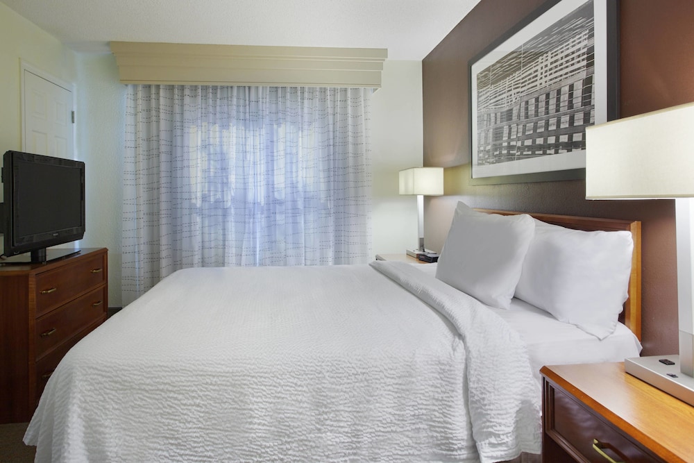 Residence Inn by Marriott Greenville-Spartanburg Airport 11/28