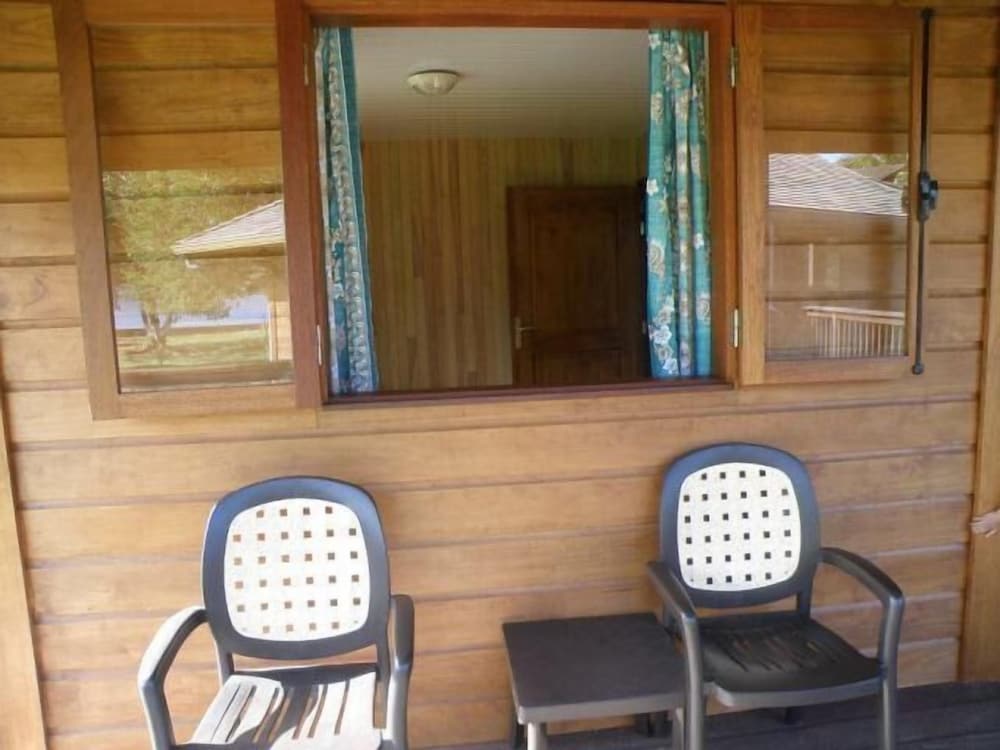 Moorea Surf Bed And Breakfast Hostel 13/32