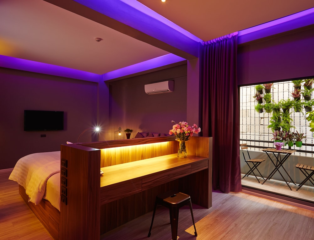The Weekend Pattaya (ex Tweet Tweet Nest) 29/52