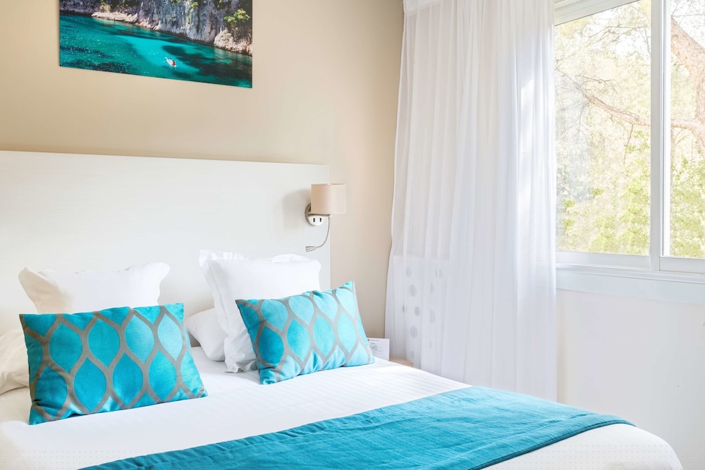Best Western Plus La Rade 35/73