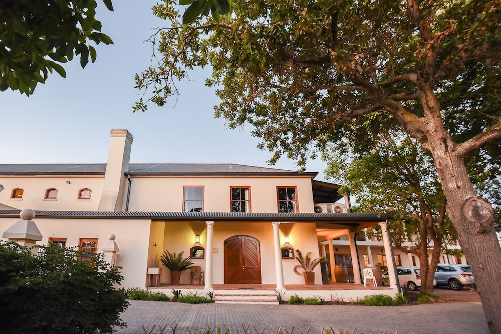 Lovane Boutique Wine Estate & Guesthouse 3/48