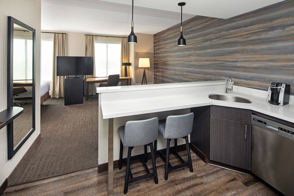 Residence Inn By Marriott Toronto Mississauga West 30/42