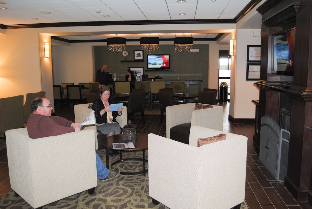 Hampton Inn Cambridge 52/63