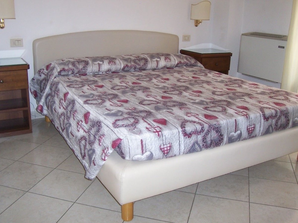 Hotel Caldin's 24/65