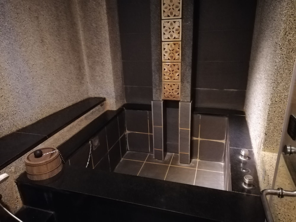 SHAN-YUE hotspring hotel 35/50