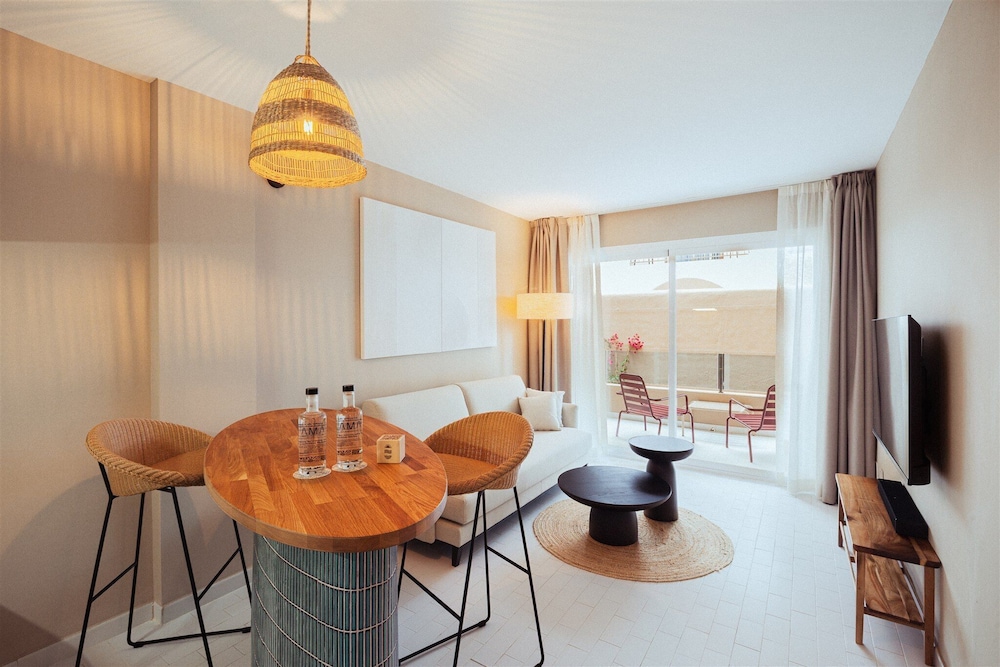 AMA Ibiza Beachfront Suites - Adults Only 42/64