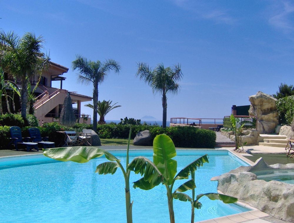 L'arcobaleno Resort 9/65